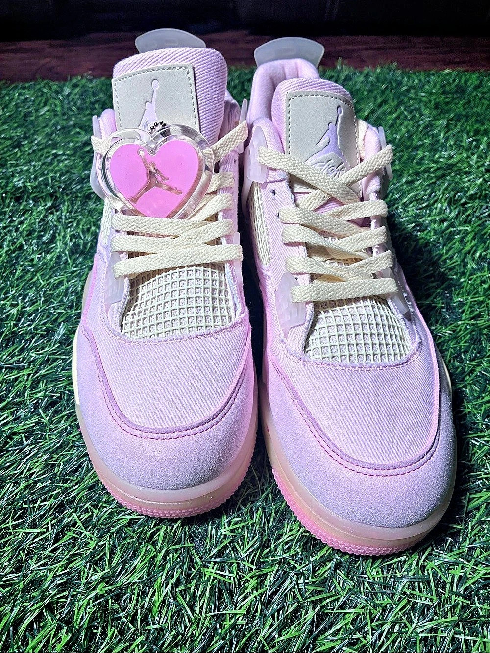 Jordan Pink & White Sneakers Like New